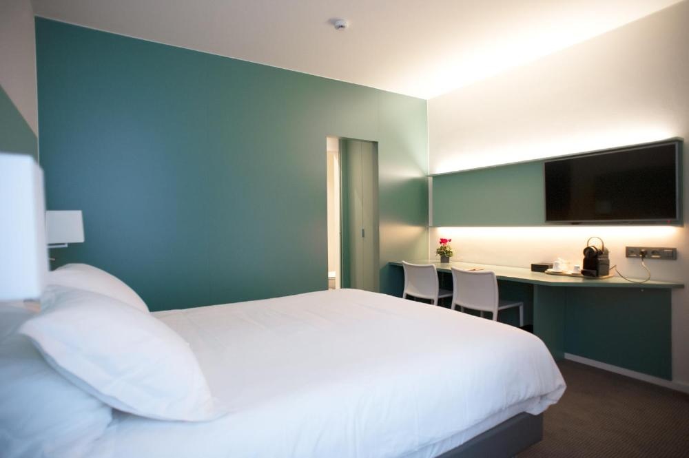 Hotel Du Congres Main image